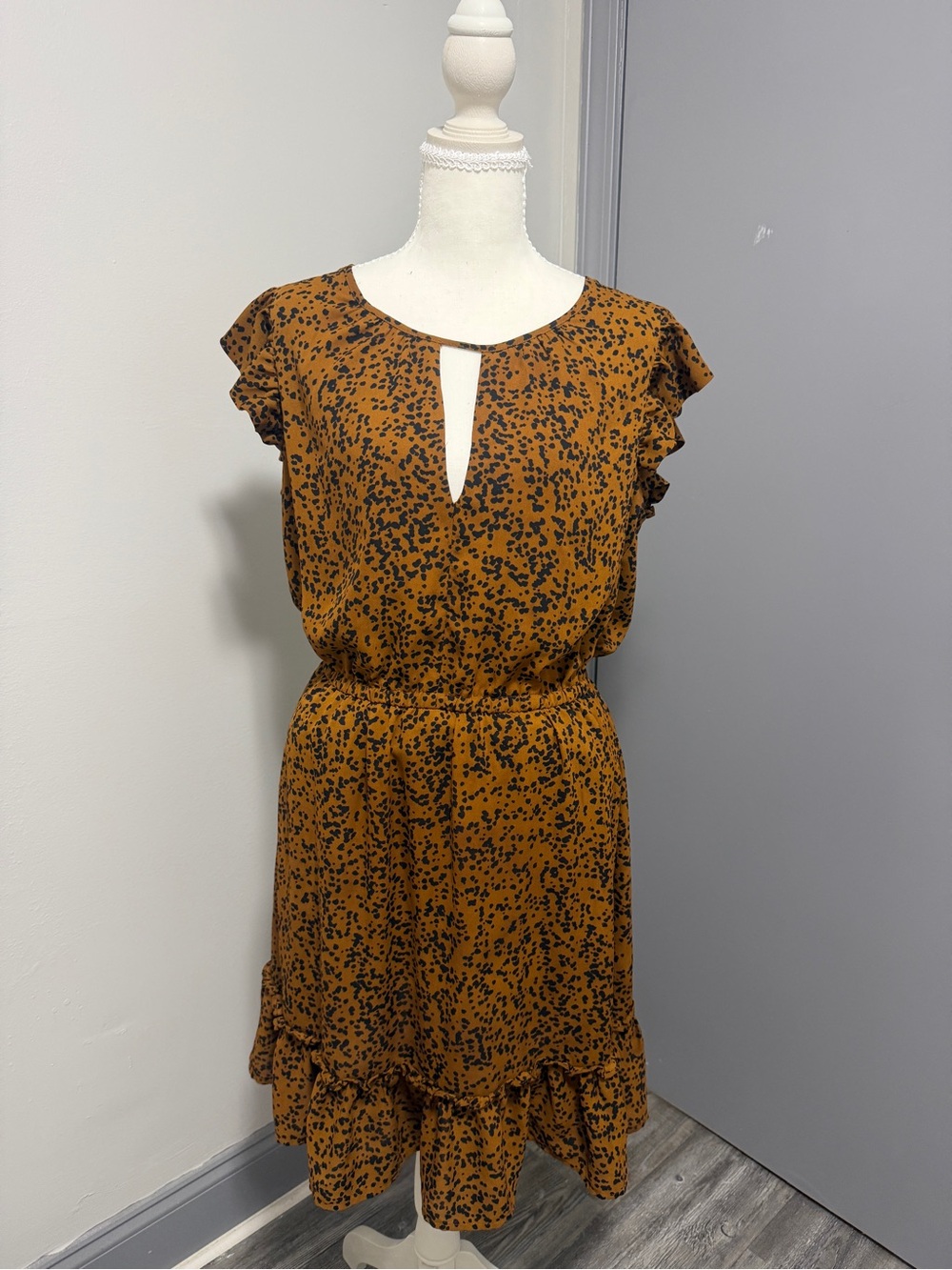 INC International Concepts Mustard & Black Speckled Keyhole Midi Dress